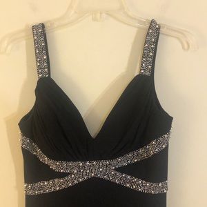 Cachet size 8 black, embellished evening gown
